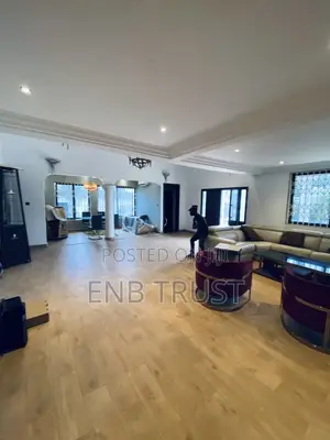 7bdrm Duplex in Ofankor Barrier, Post Office Area for sale