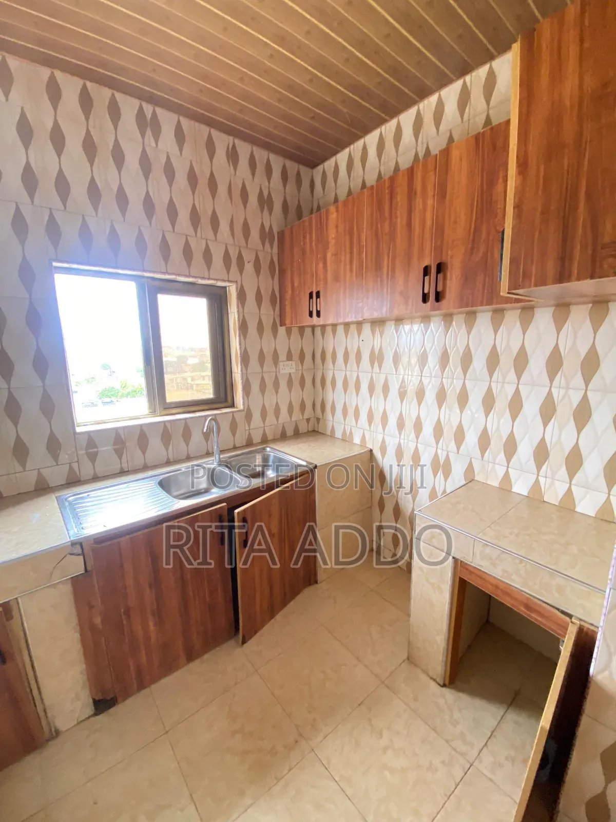 2bdrm Apartment in Ashley Botwe, Lake Side Estate for rent