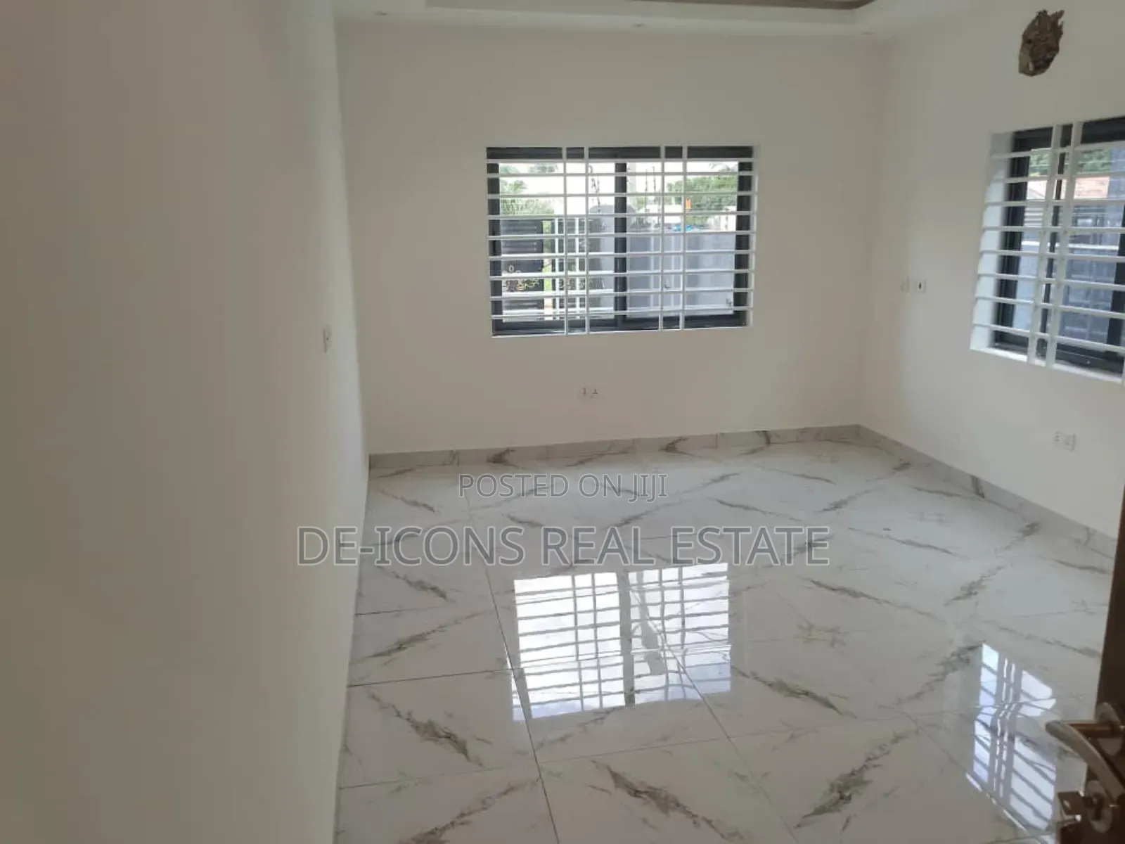 2bdrm House in De-Icons Real Estate, Awutu Senya East Municipal
