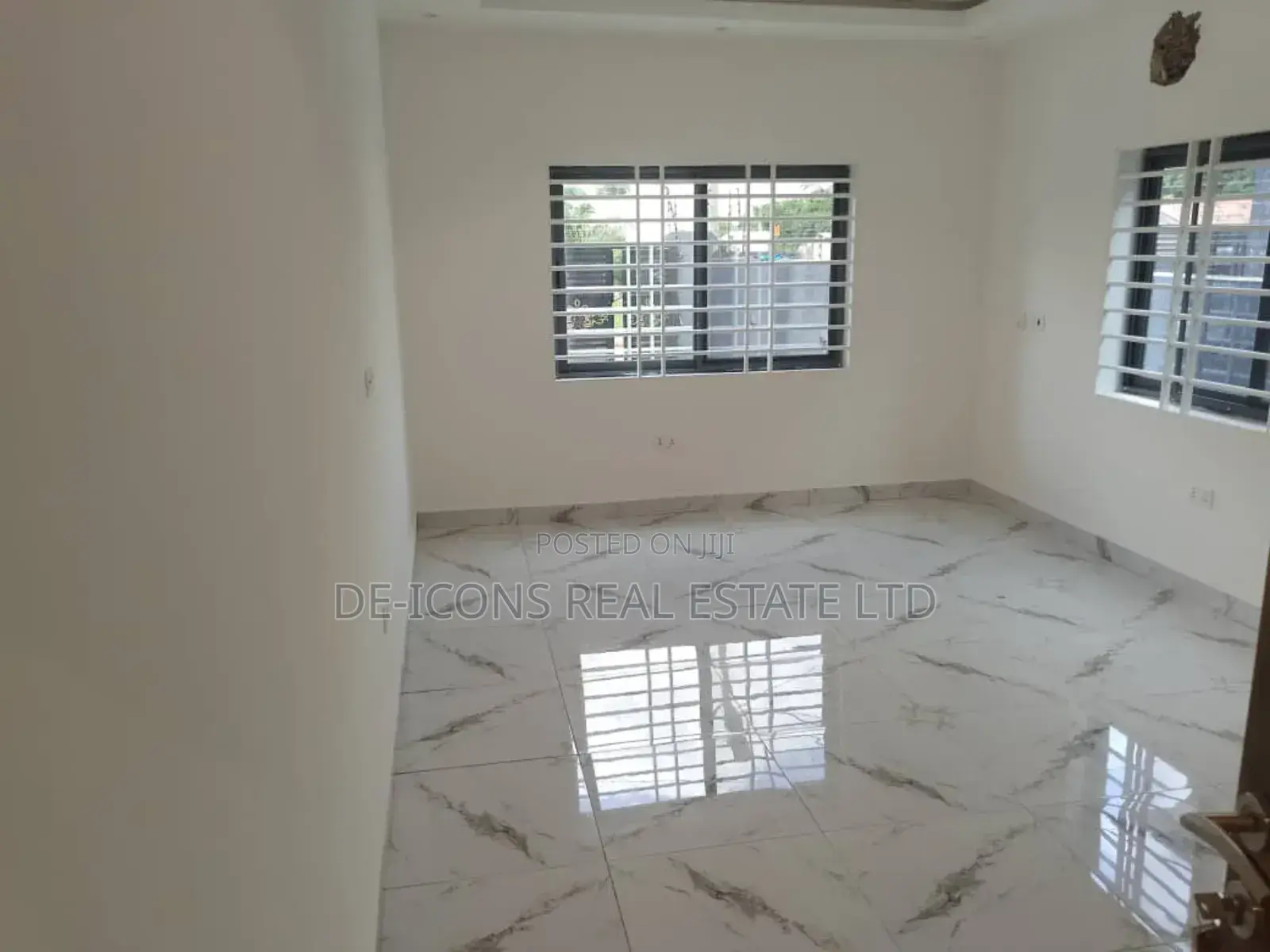 2bdrm House in De-Icons Real Estate, Awutu Senya East Municipal
