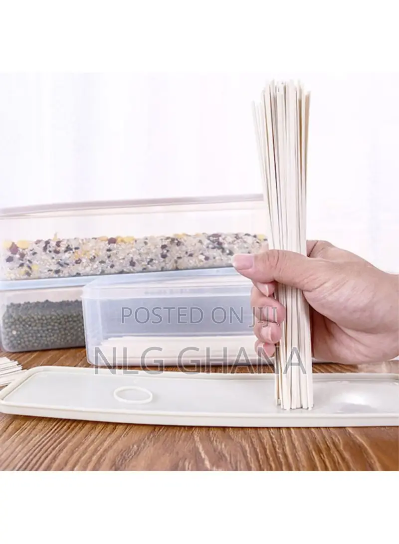 Plastic Rectangular Food Storage Box Fridge. Tvx27261