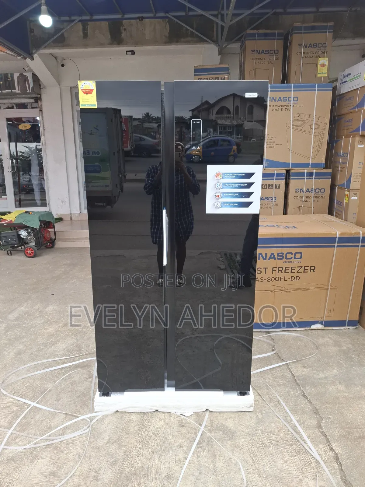 Black Mirror Side by Side Pearl Fridge 521litres