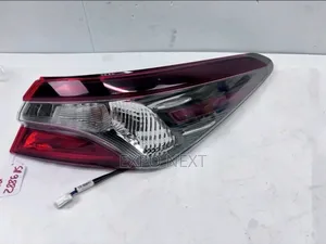 2018-2023 Toyota Camry Halogen Right Tail Light