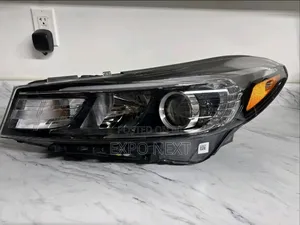 2017-2018 Kia Forte Left Lh Driver Side Halogen Headlight