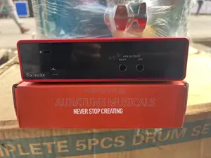 Focusrite 2i2 Sound Card