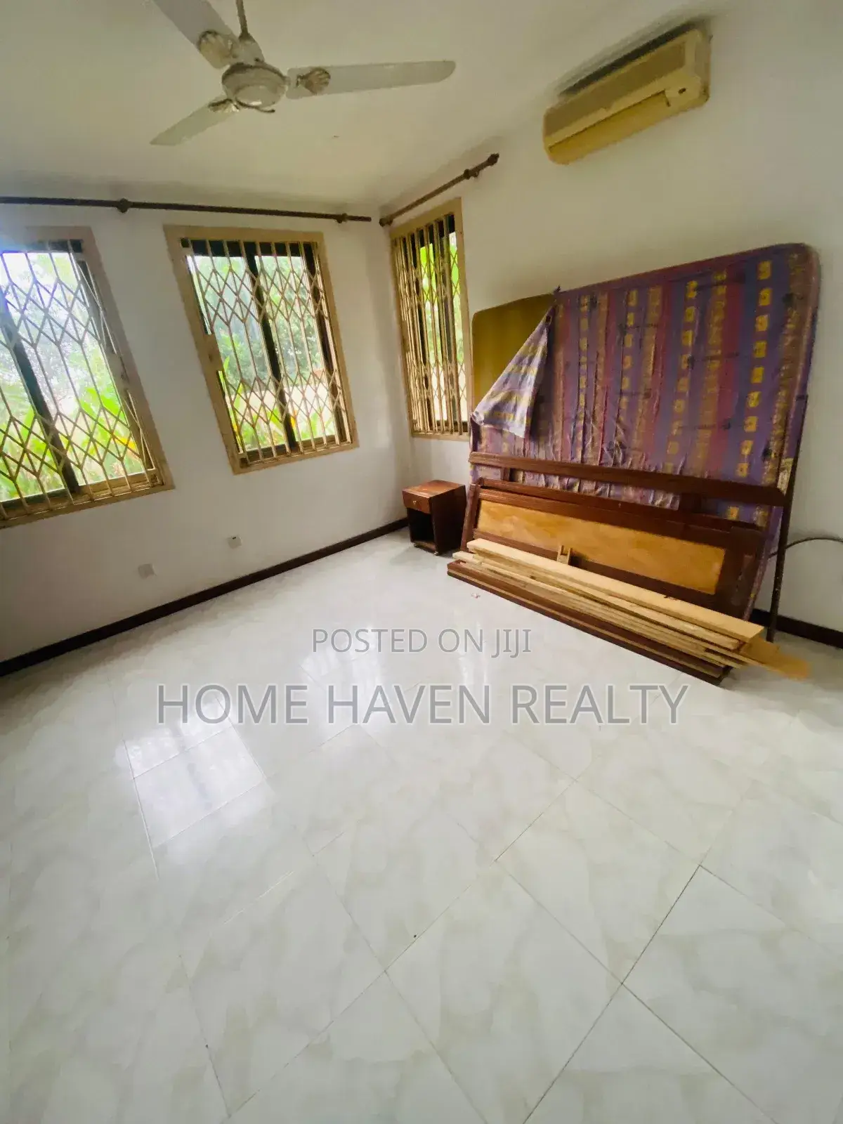 6bdrm House in Haasto Total, Haatso for sale