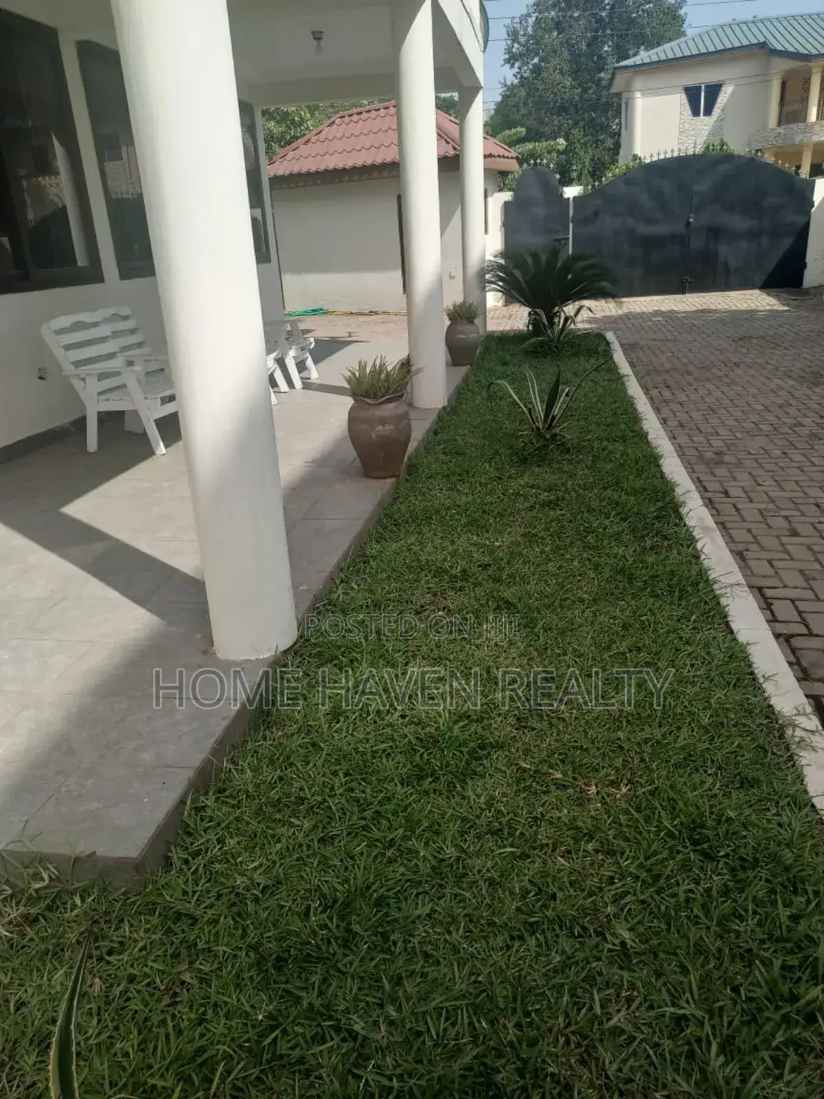 6bdrm House in Haasto Total, Haatso for sale