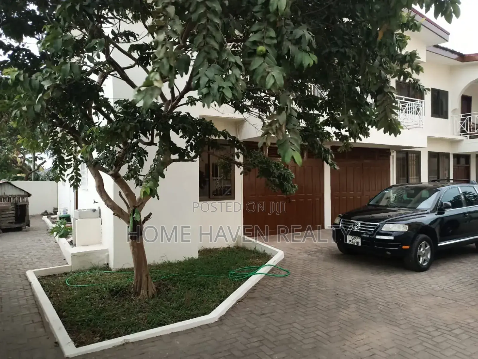 6bdrm House in Haasto Total, Haatso for sale