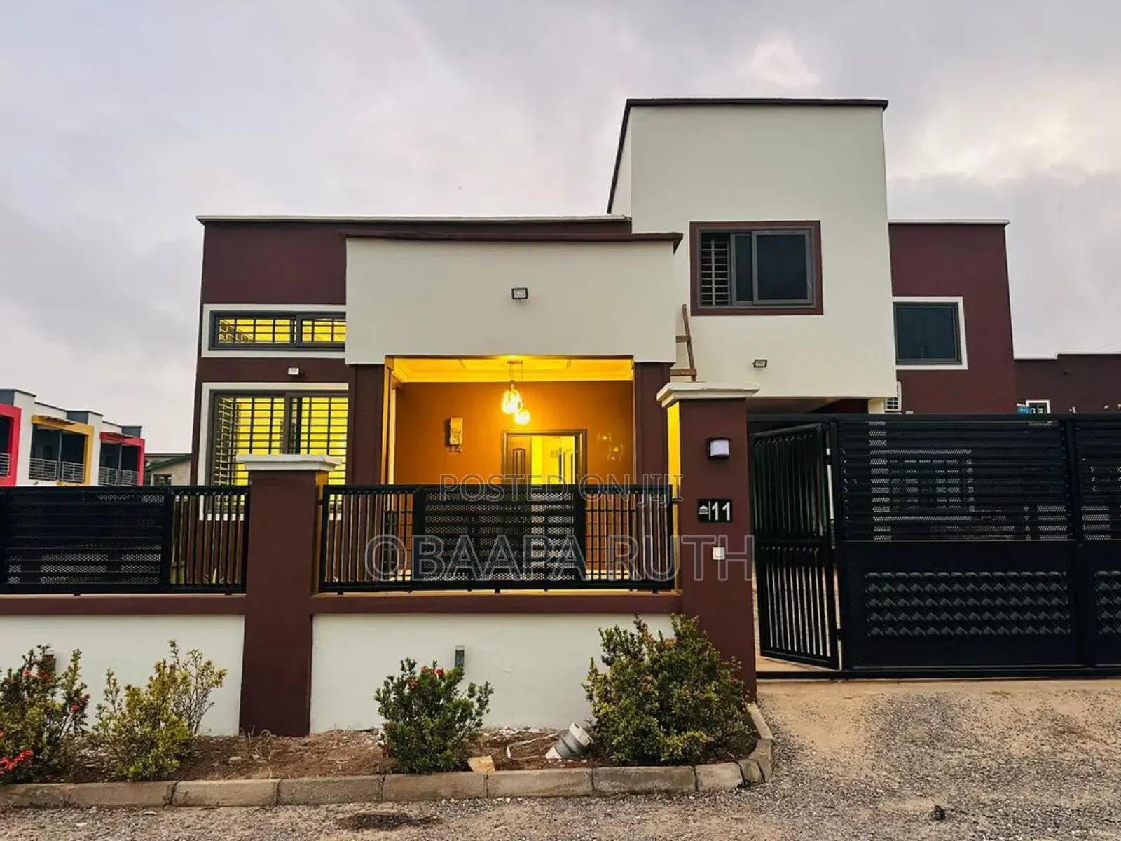 4bdrm Townhouse / Terrace in Adenta for rent