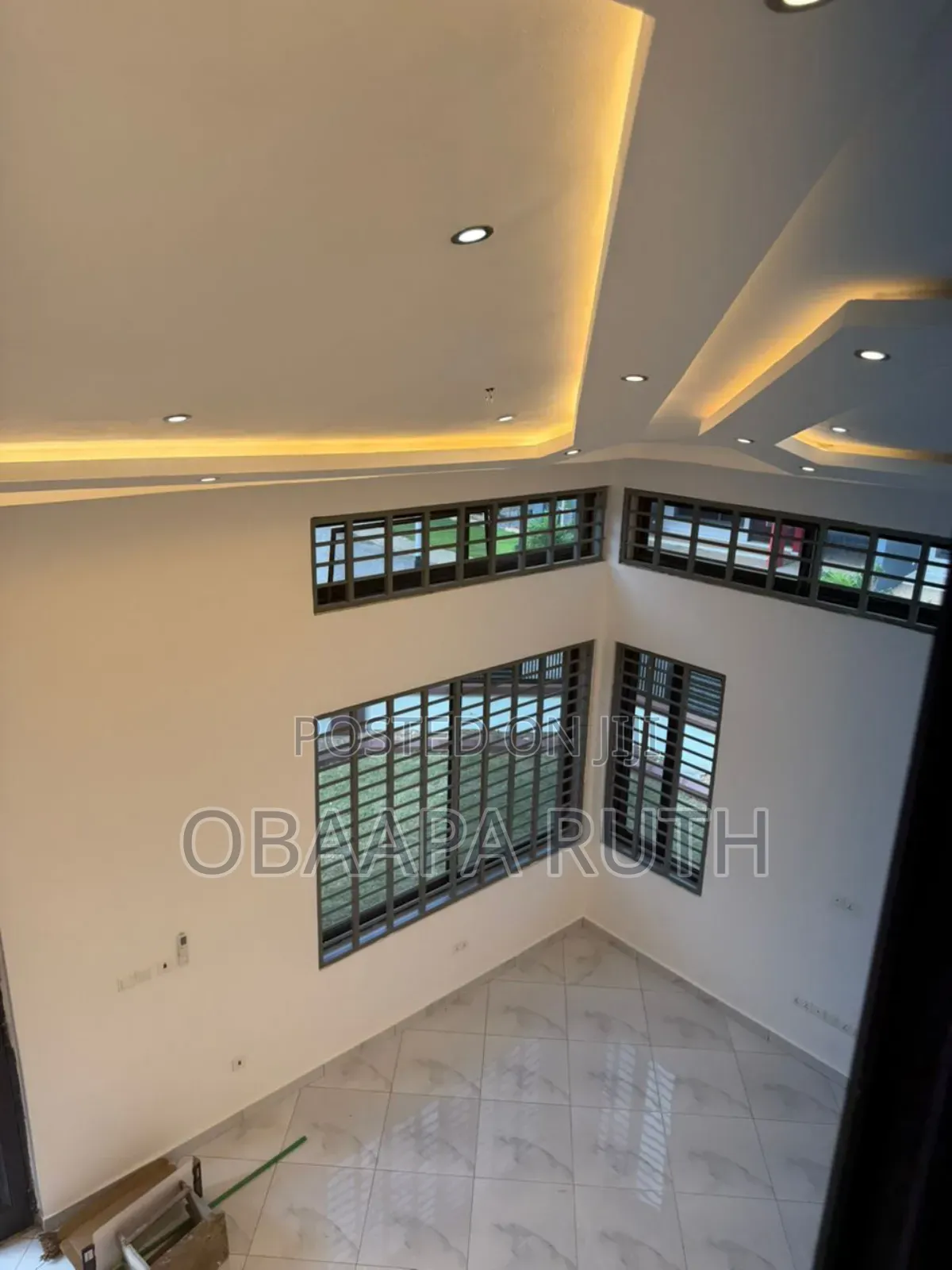 4bdrm Townhouse / Terrace in Adenta for rent