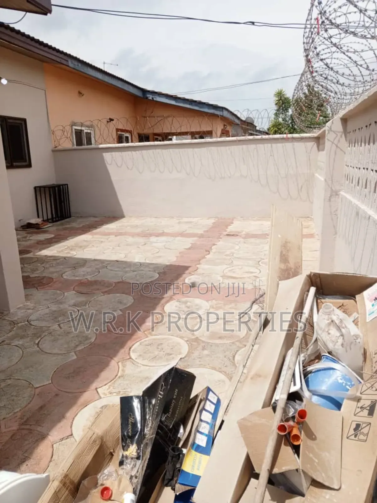 2bdrm House in Adjiringanor Manet, Accra Metropolitan for rent