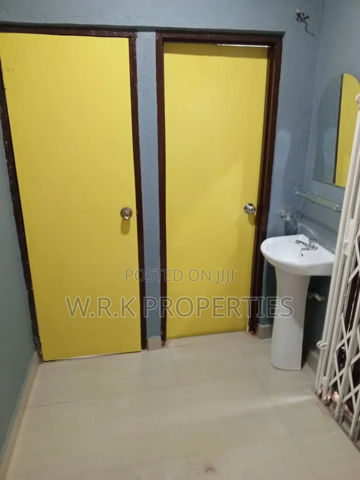 2bdrm House in Adjiringanor Manet, Accra Metropolitan for rent