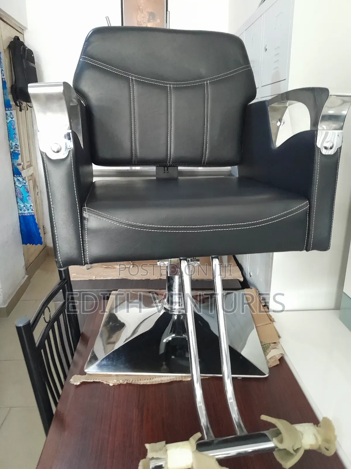 Spencer Salon Chair