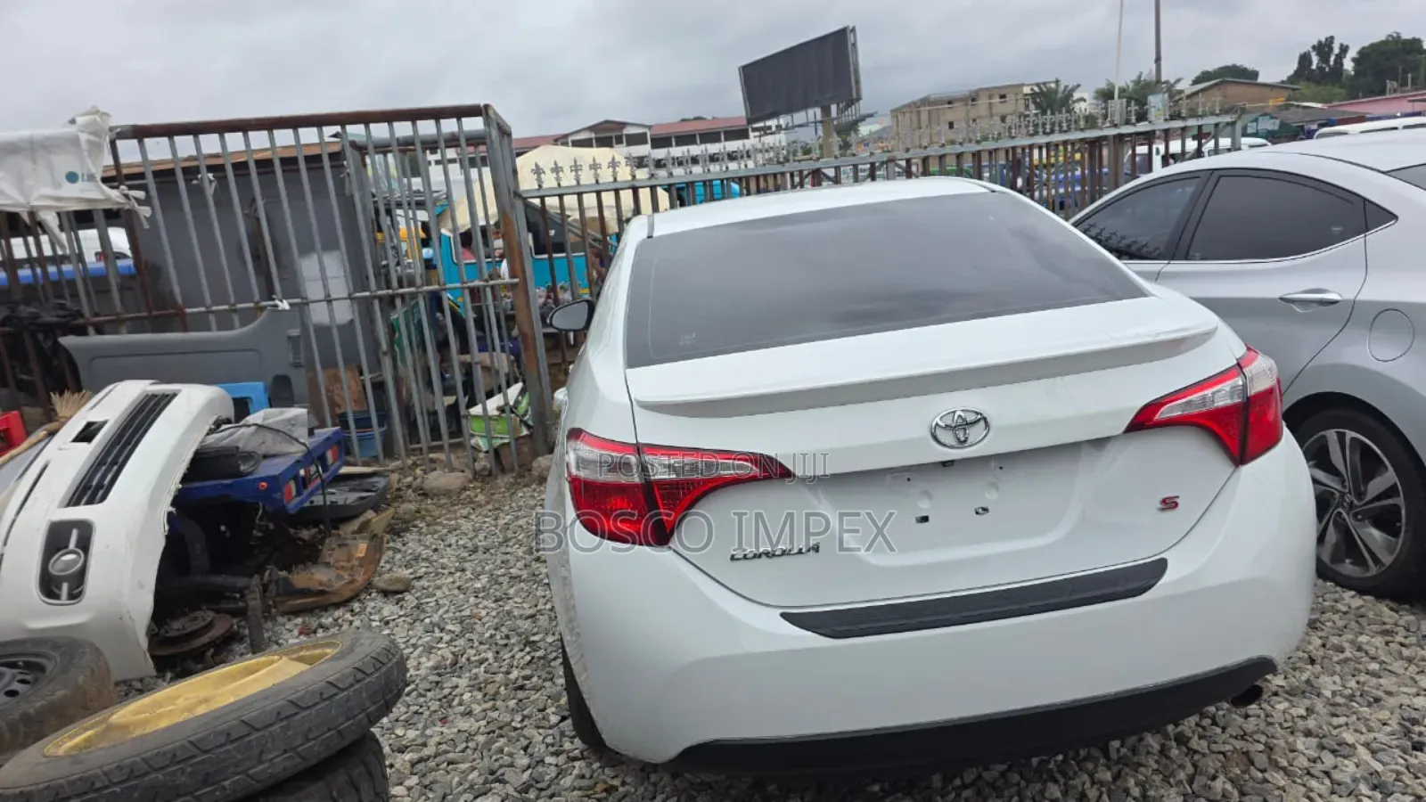 Toyota Corolla S 4dr Sedan (1.8L 4cyl CVT) 2016 White
