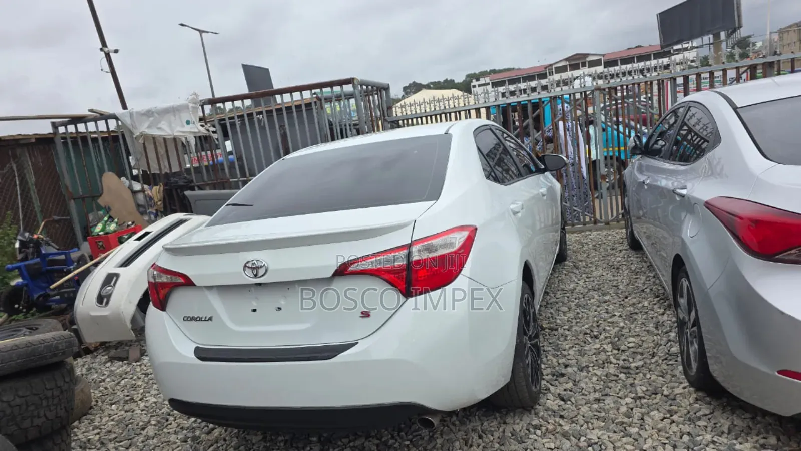 Toyota Corolla S 4dr Sedan (1.8L 4cyl CVT) 2016 White