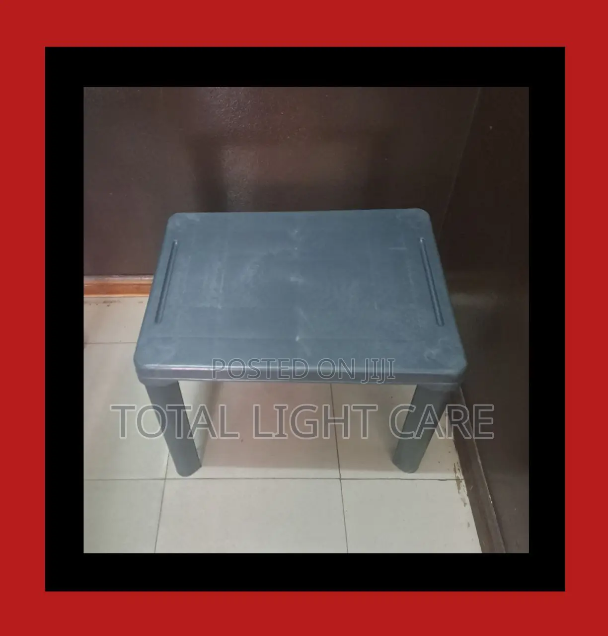 Removable Mini Plastic Table