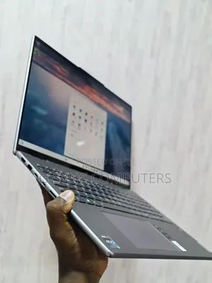 Laptop Lenovo Yoga 7i 32GB Intel Core i7 SSD 1T