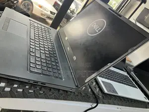 Laptop Dell Precision 17 7720 64GB Intel Core I9 SSD 1T