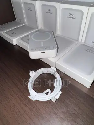 Magnetic Power Bank