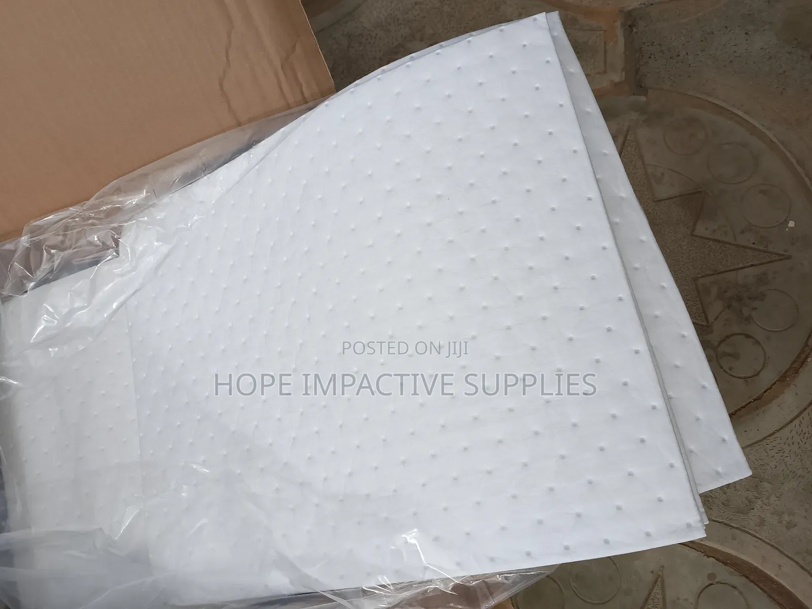 Oil Absorbent Pad(100/Bale)