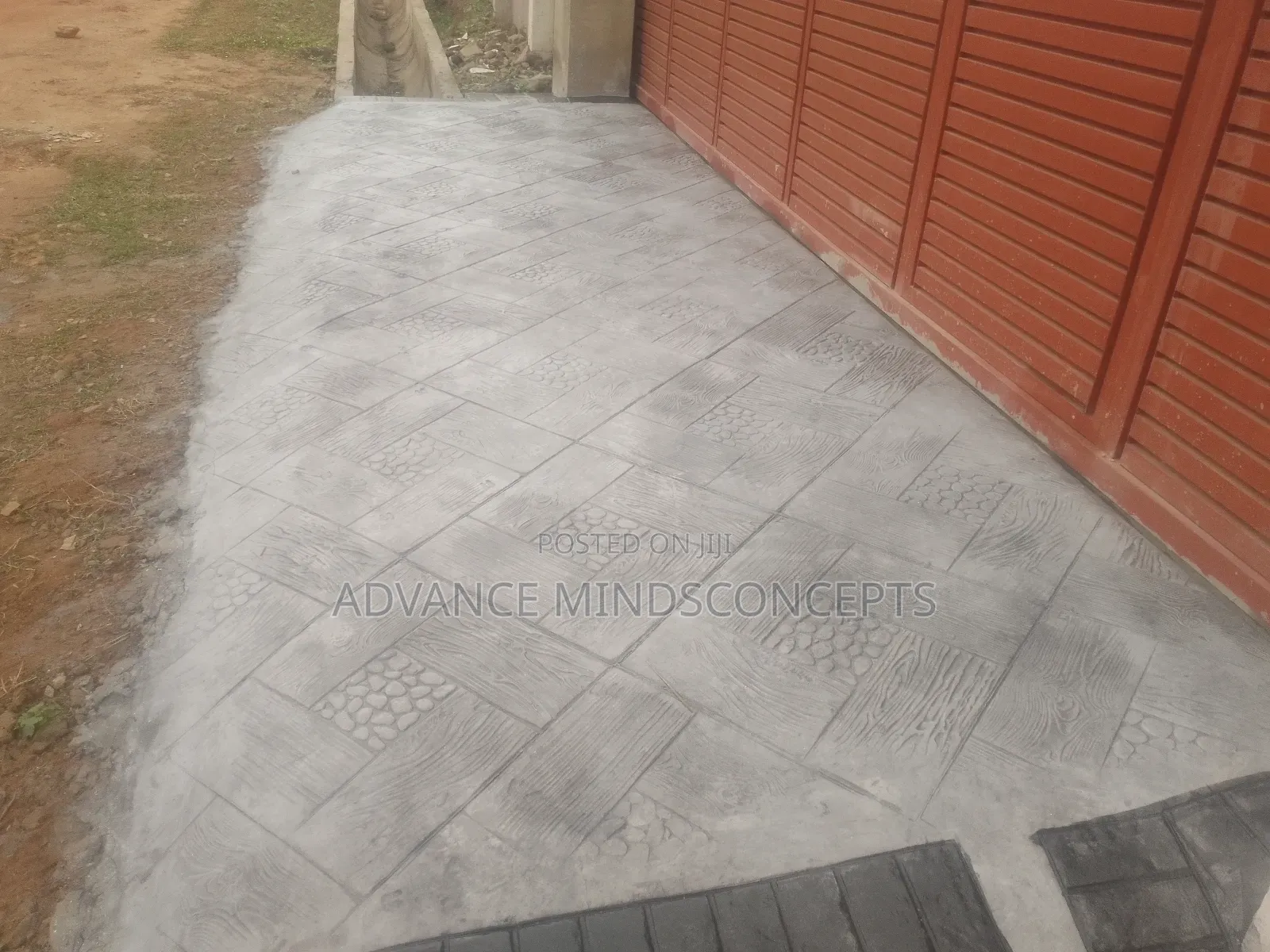 Floor Design (Square Wood With Silver Color)