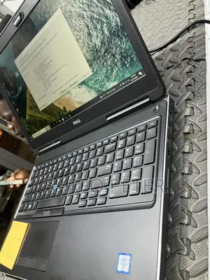 Laptop Dell Precision 7510 24GB Intel Core I7 SSD 512GB