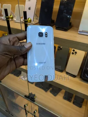 New Samsung Galaxy S7 32 GB White