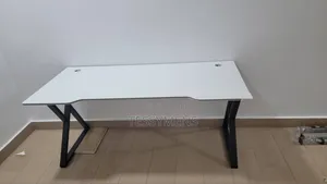 Gaming Table (160 by 60 Cm)