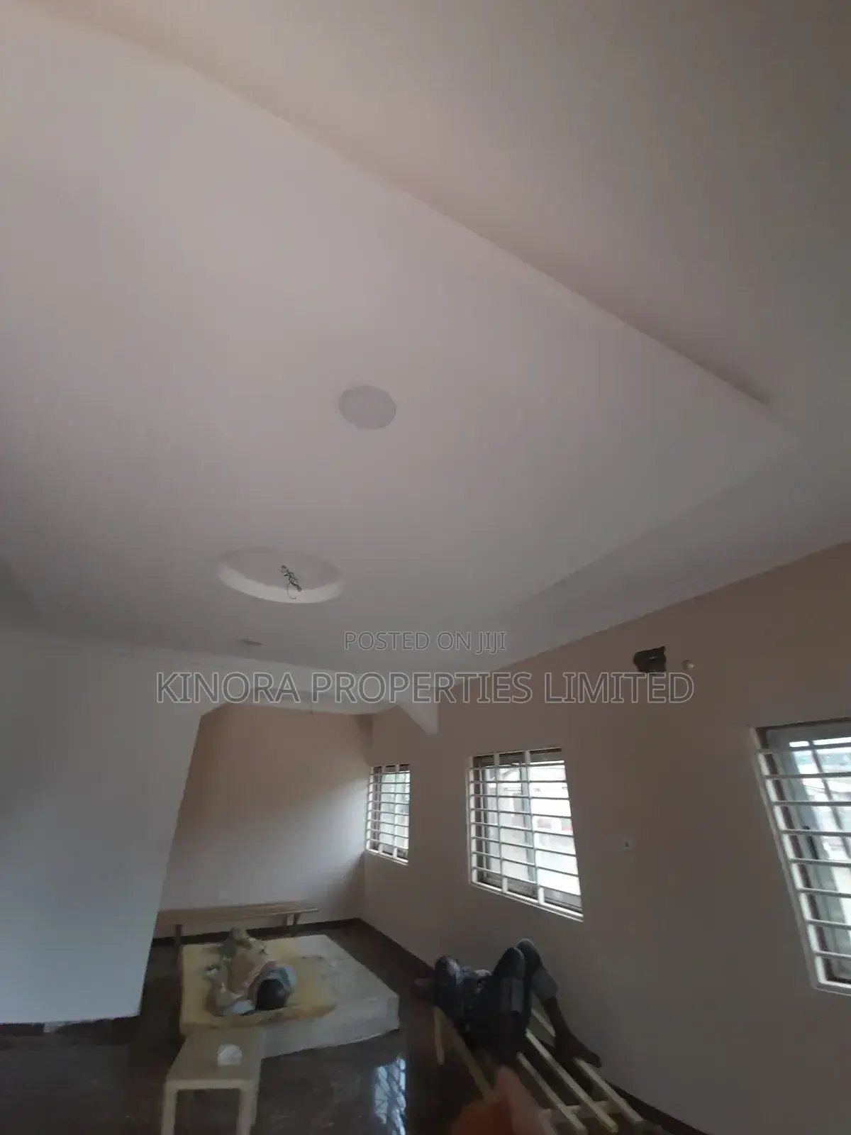 2bdrm Bungalow in Home Away Hotel, Adenta for rent