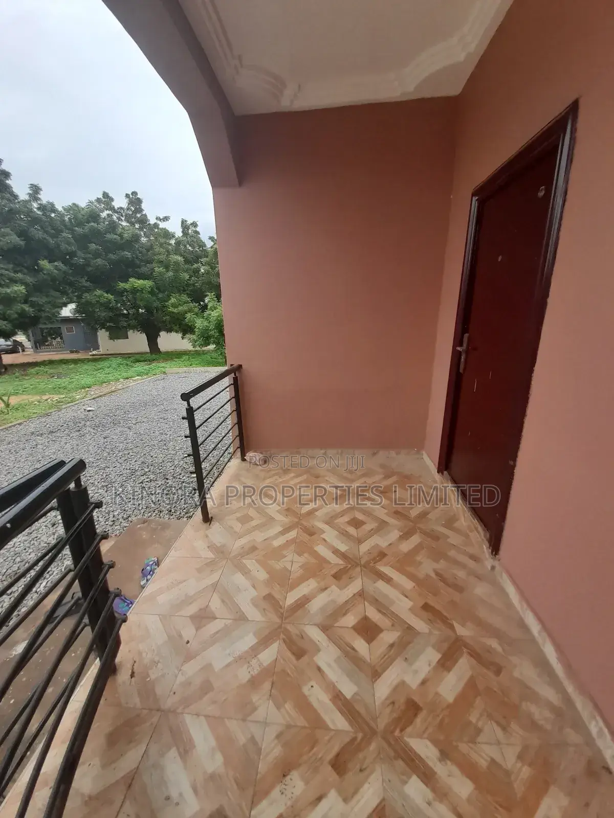 2bdrm Bungalow in Home Away Hotel, Adenta for rent