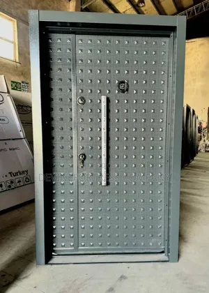Turkish and Affordable All Weather Heavy Duty Door 11⁄2