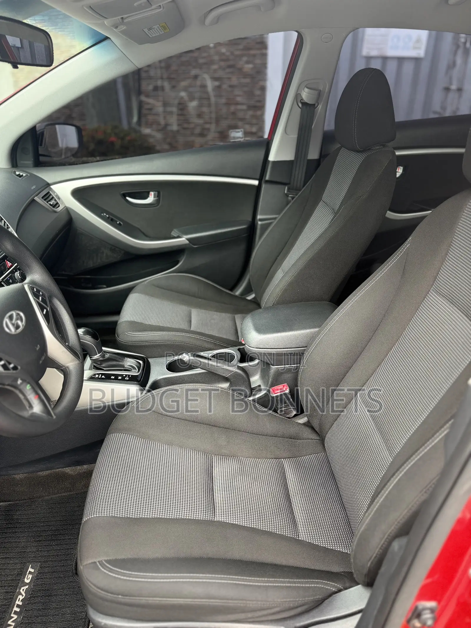 Hyundai Elantra SE 4dr Sedan (1.8L 4cyl 6A) 2015 Red