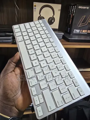 Apple Magic Keyboard 1