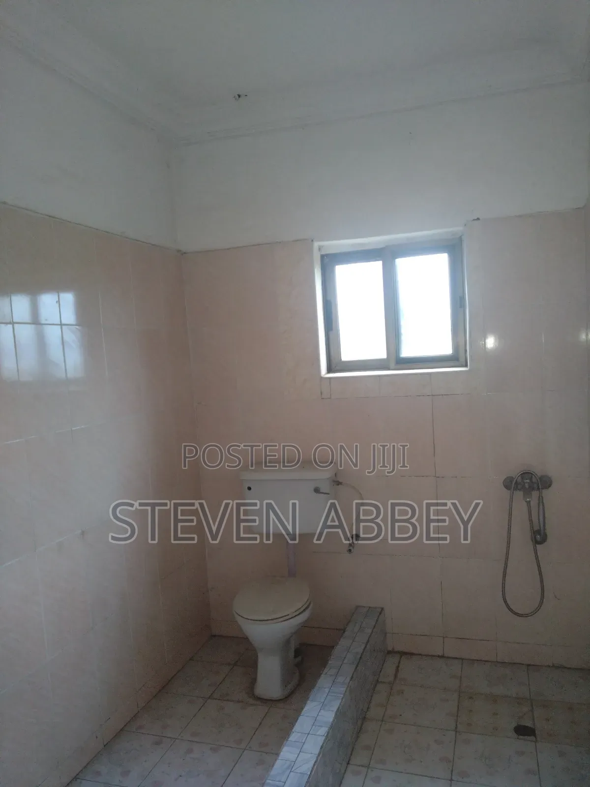 4bdrm Apartment in Adom Agency, Teshie for rent