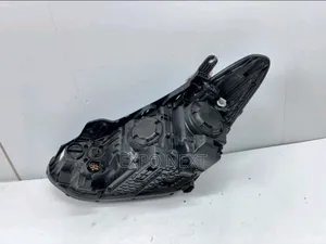 2017-2018 Hyundai Santa Fe Depo Original Front Right Headlight