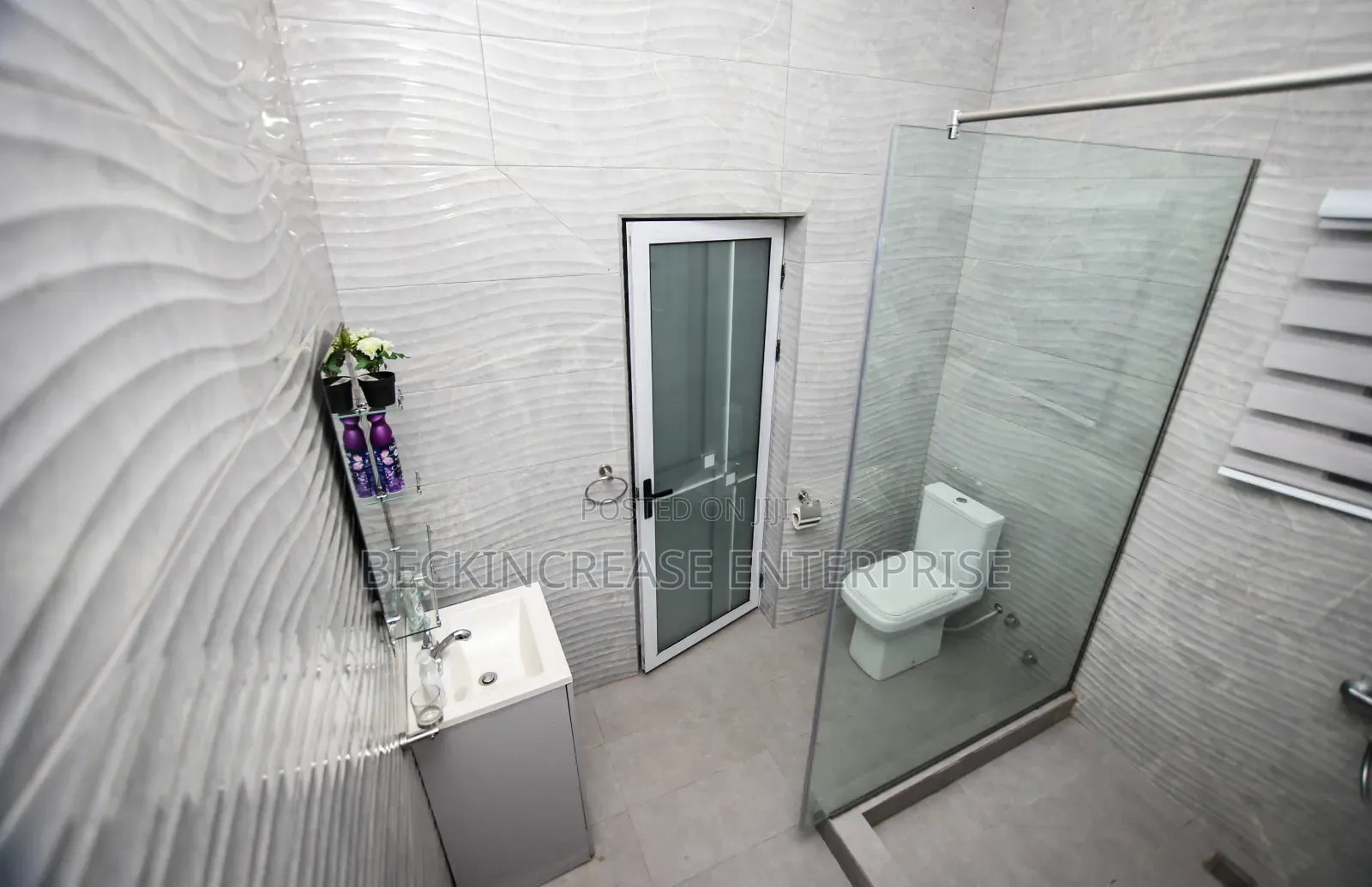 Furnished 2bdrm Apartment in West Trasacco, East Legon for rent