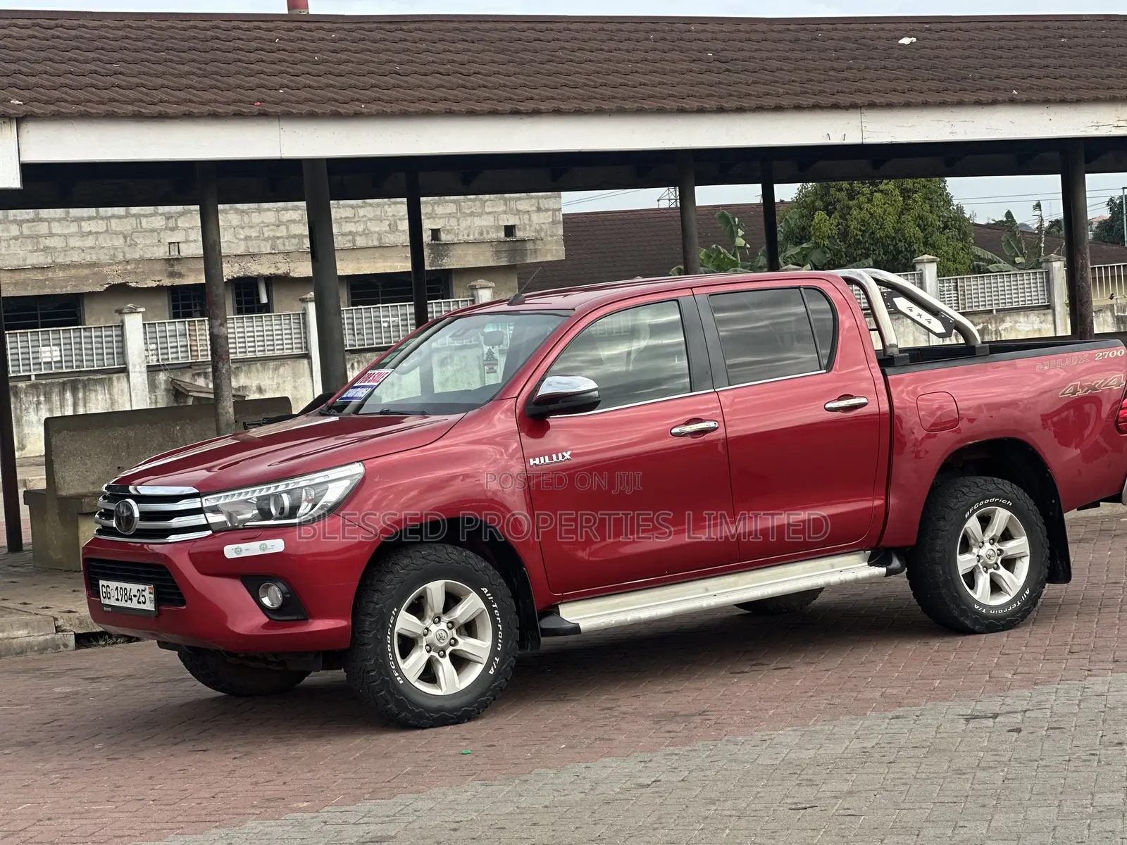 Toyota Hilux SR 4x4 2019 Red