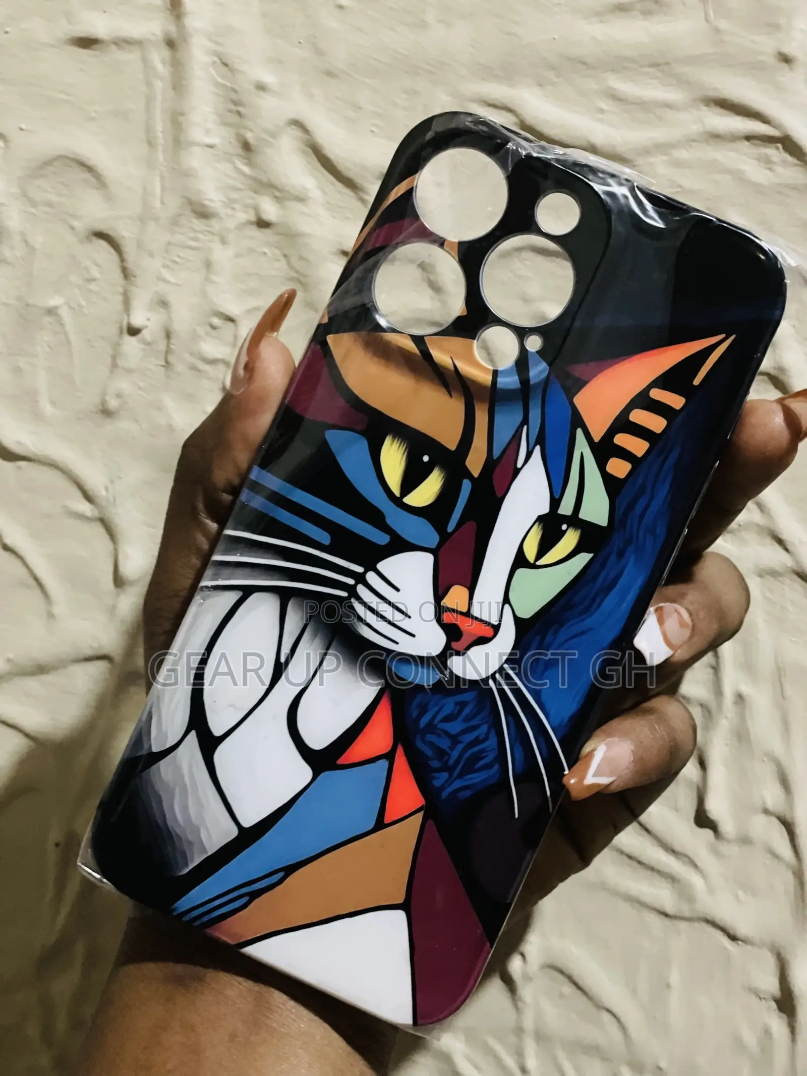 iPhone Catchy Cases