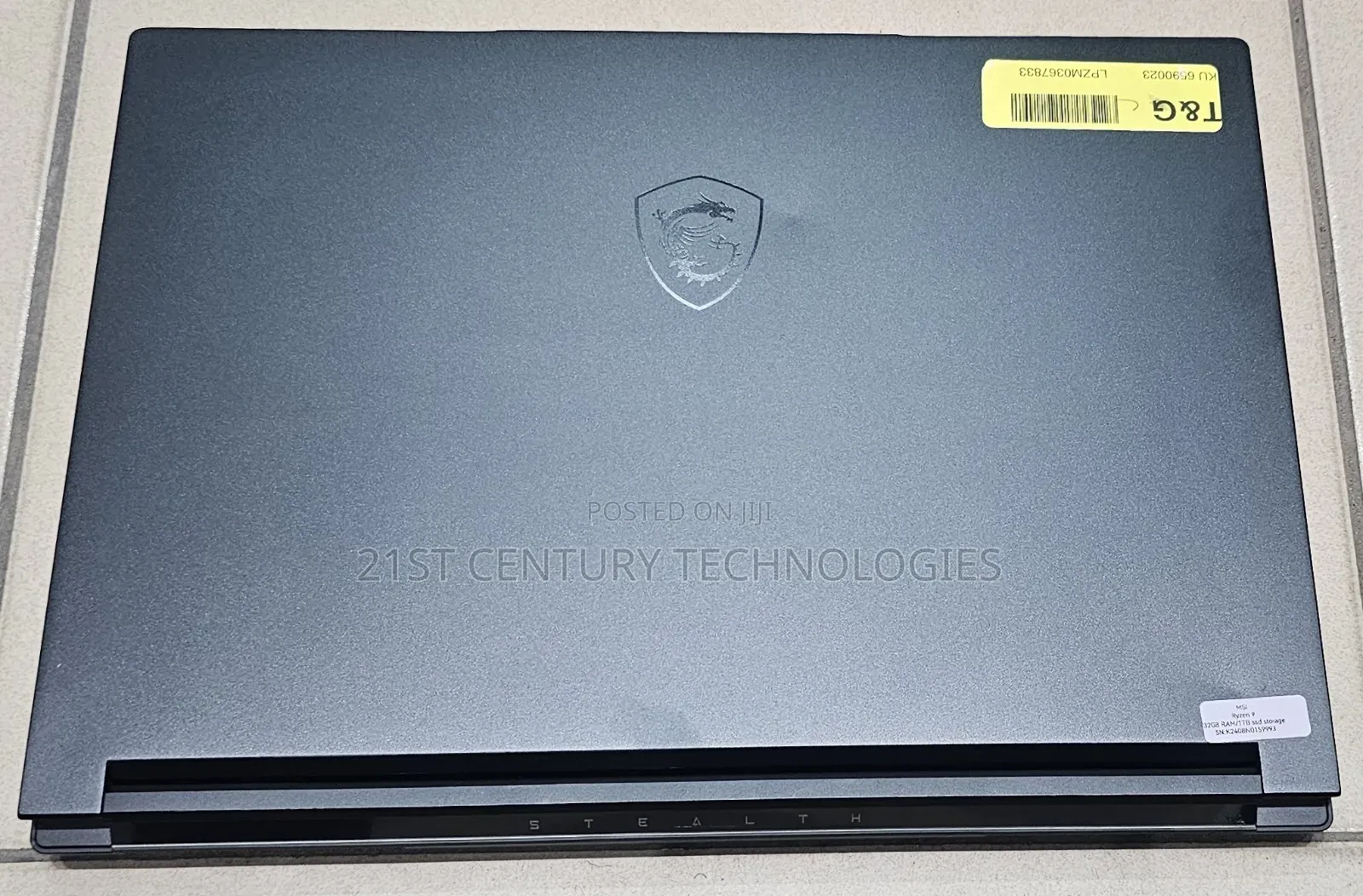 Laptop MSI Stealth 16 AI Studio 32GB AMD Ryzen 9 SSD 1T