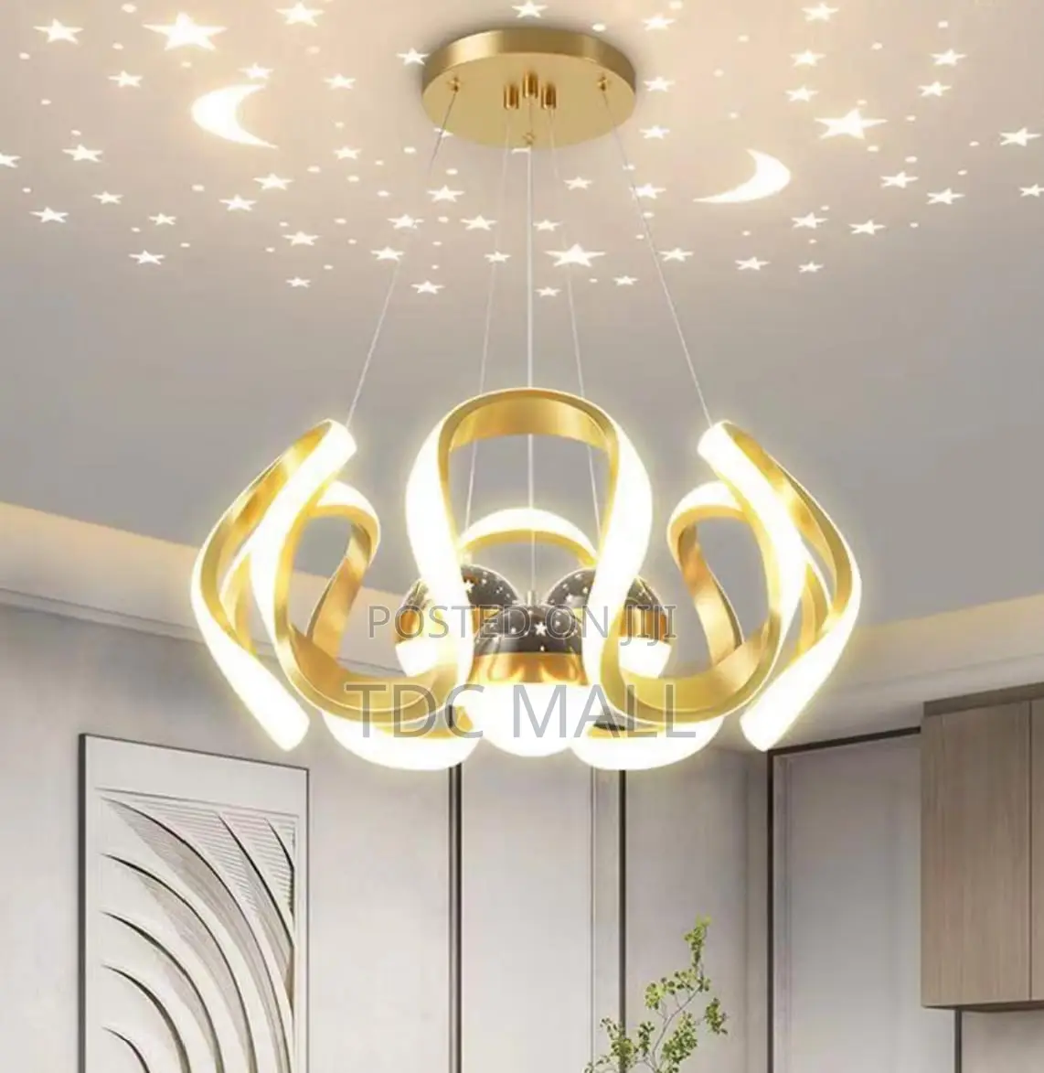 Stylish Decorative Chandelier - Black Gold