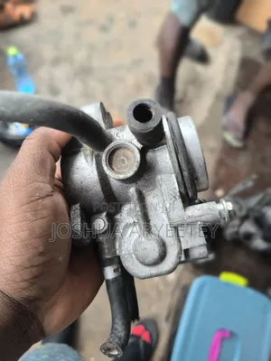 Toyota Vitz 4 Plugs