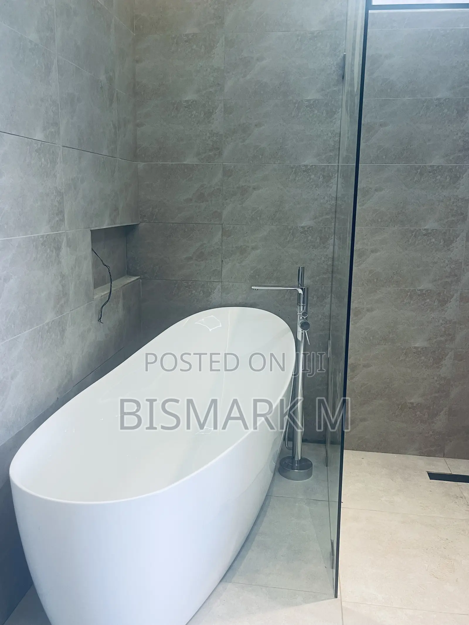 3bdrm House in Ashaley Botwe for sale