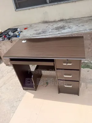 Table Desk Space for Reading
