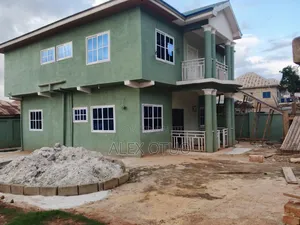 5bdrm House in Alex Otuo Properties, Kumasi Metropolitan for sale