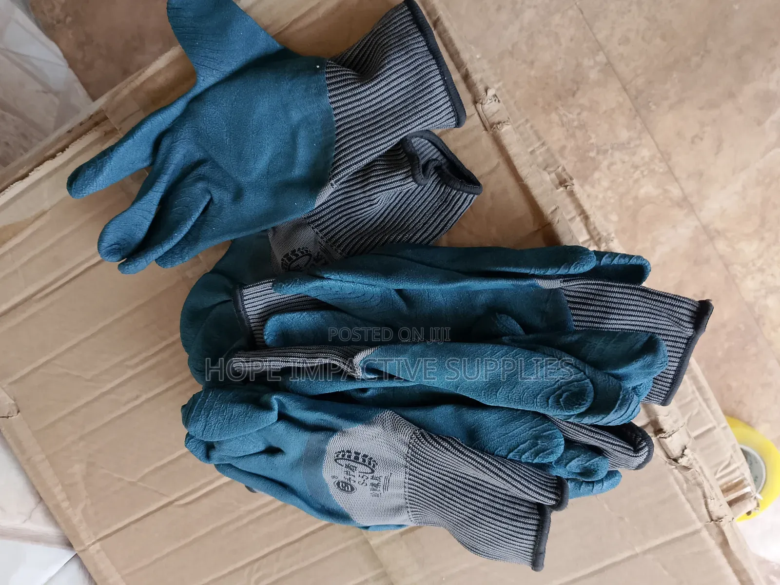 Hand Gloves - Quality Slip Resistant Gloves.