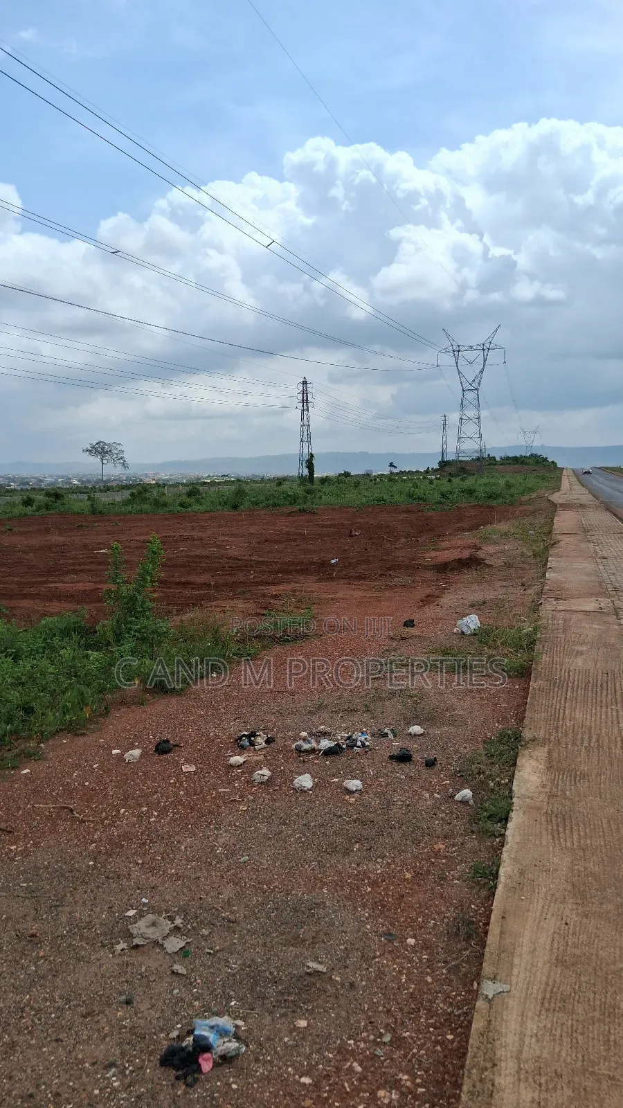 30 Acres of Land Amanfro