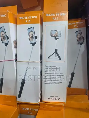 R1s Selfie Stick