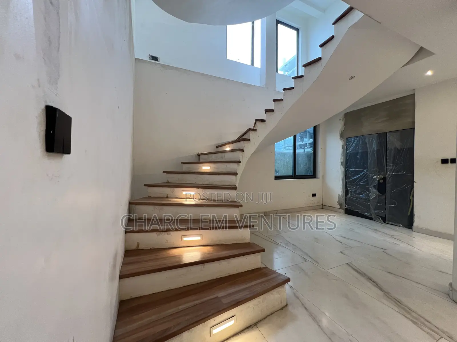 4bdrm House in Charclem Ventures, Accra Metropolitan for sale