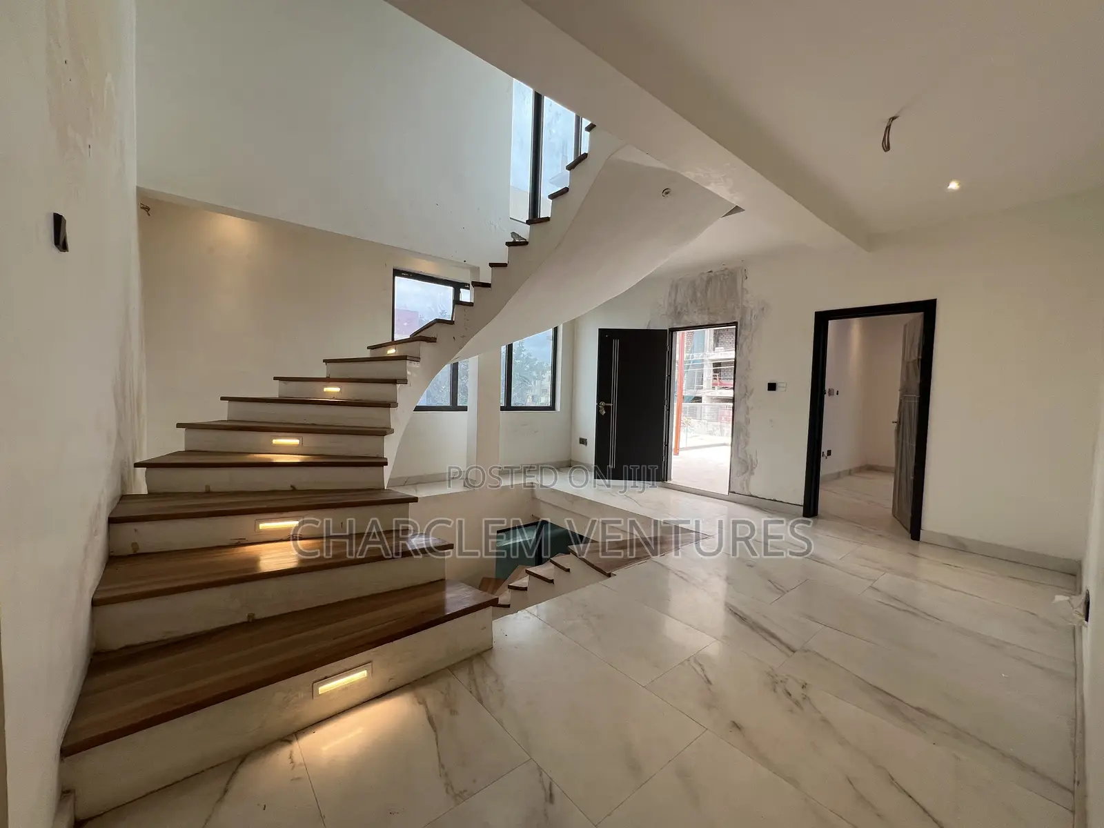 4bdrm House in Charclem Ventures, Accra Metropolitan for sale