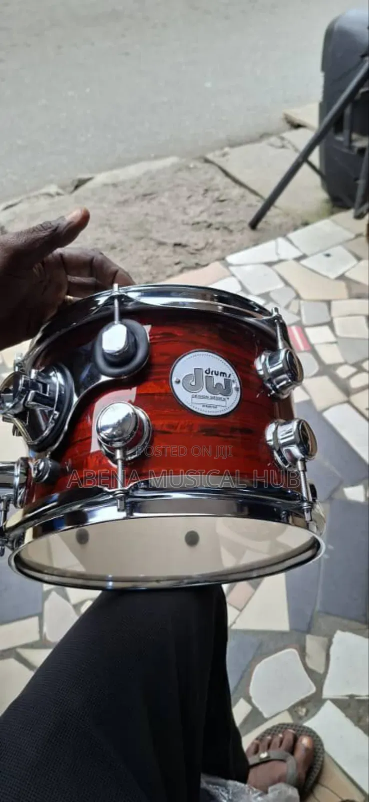 Dw Drum Set Two Cymbals